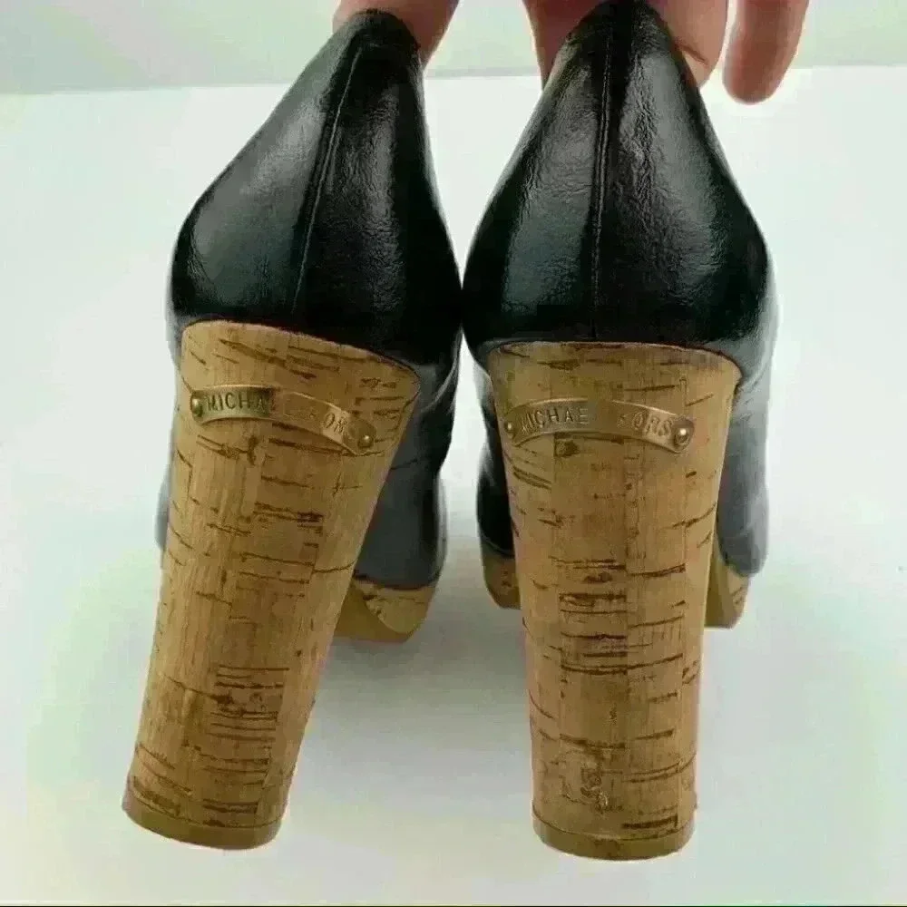 Michael Michael Kors platform heels size 7.5 black